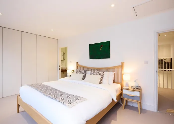 The Chelsea Classic - Splendid 3Bdr House With Terrace