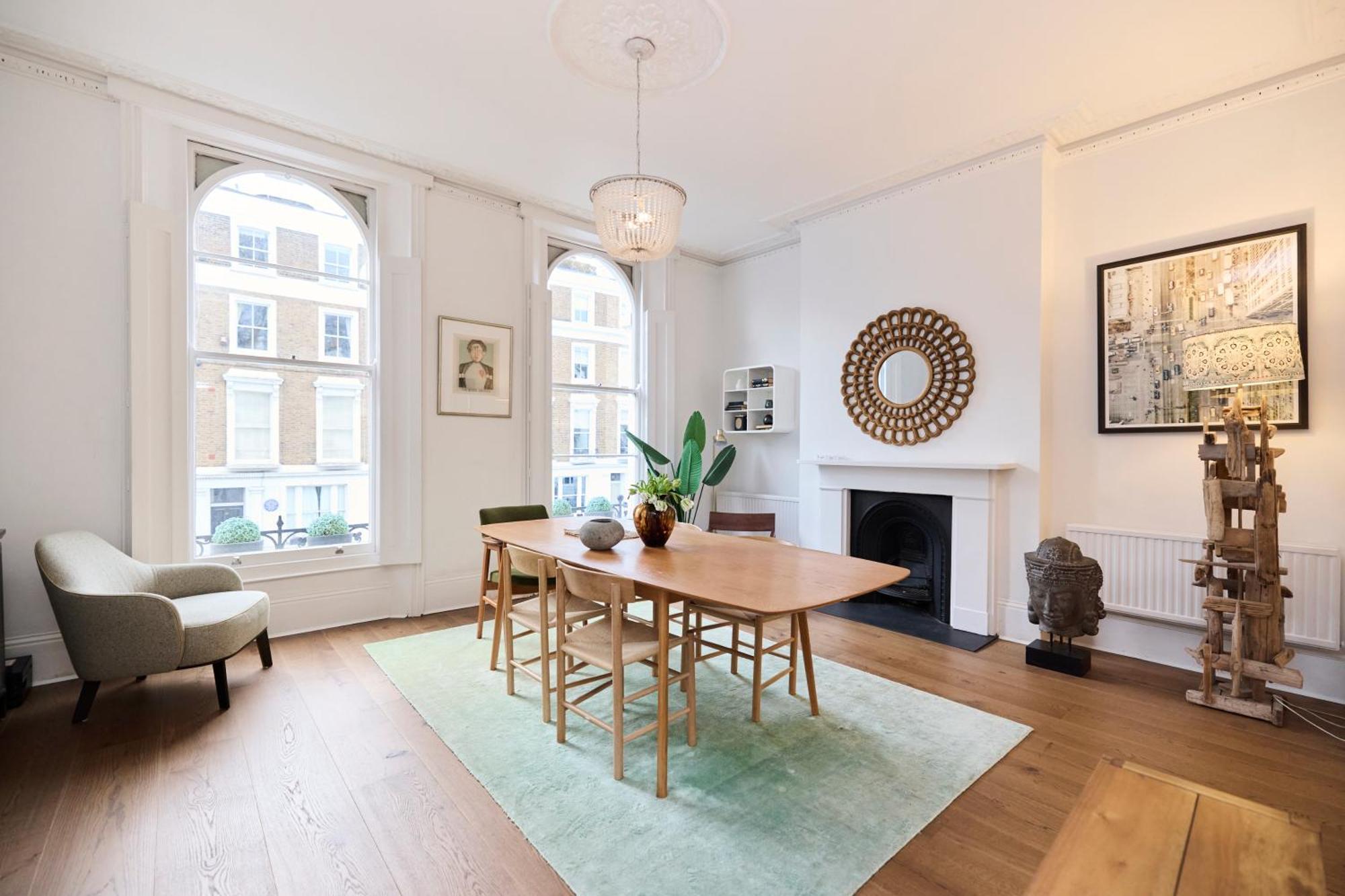 Апартаменты The Chelsea Classic - Splendid 3bdr House With Terrace *